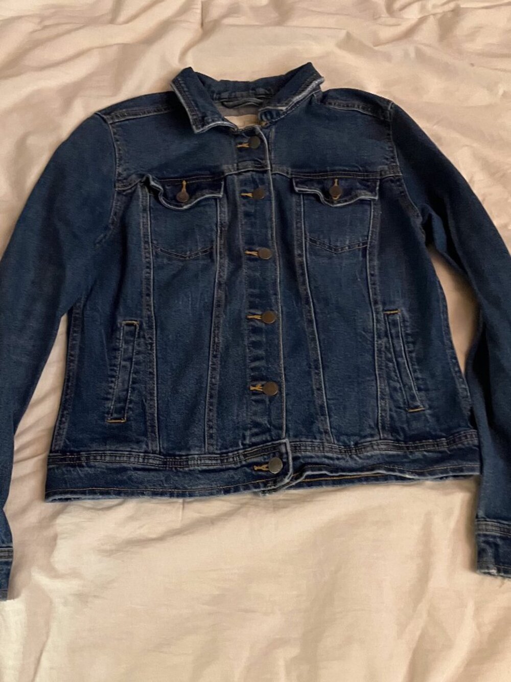 Perfectly worn Vintage Threads jean jacket